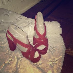 🔥🔥🔥 Michael Kors Suede Audrina Platforms 🔥🔥🔥